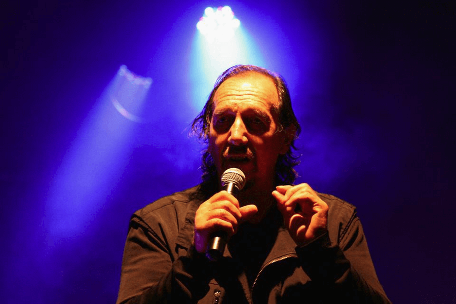 Andrea Mingardi in concerto a Pinerolo, foto di VisioTrade SpA