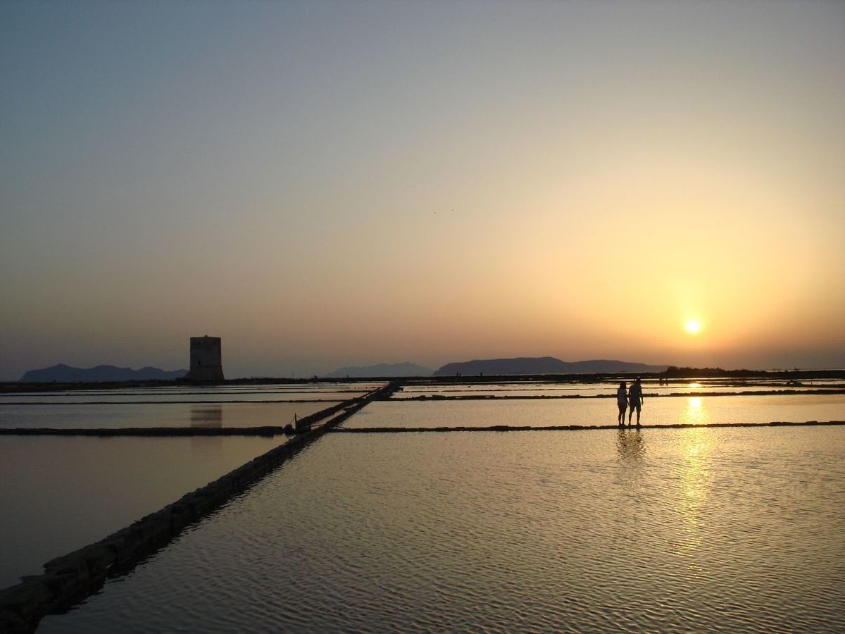 Saline di Trapani al tramonto. Fotografia di Paola Lazzara