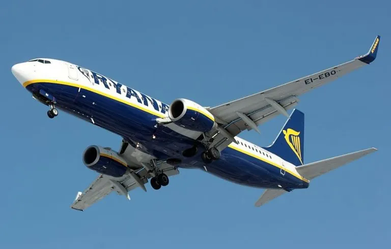 Ryanair festeggia il 290millesimo passeggero del collegamento Torino-Trapani ribassando i prezzi