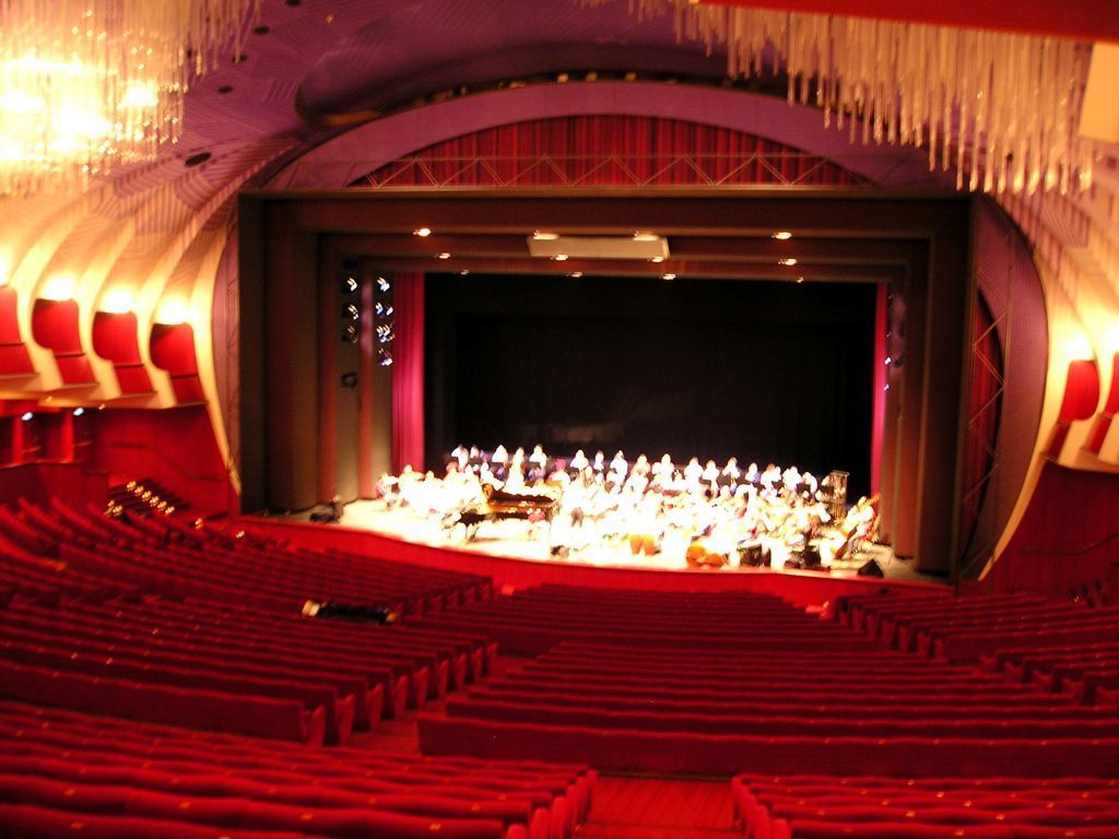 TEATRO REGIO