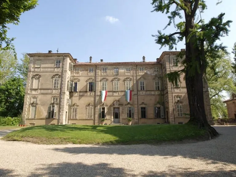 Castello di Santena, un’altra Venaria di Torino