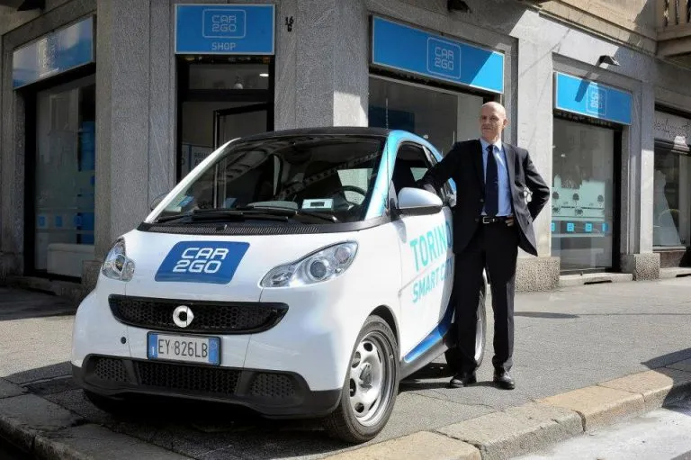 Car2go arriva a Torino, come funziona e quanto costa