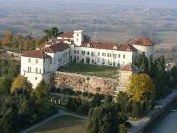 Canavese Castello di Masino