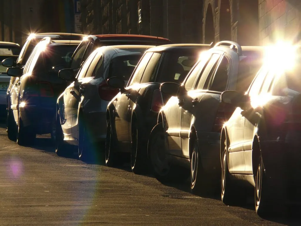 Da oggi chiusa al traffico via XX Settembre, bus deviati. Si tornano a pagare le strisce blu