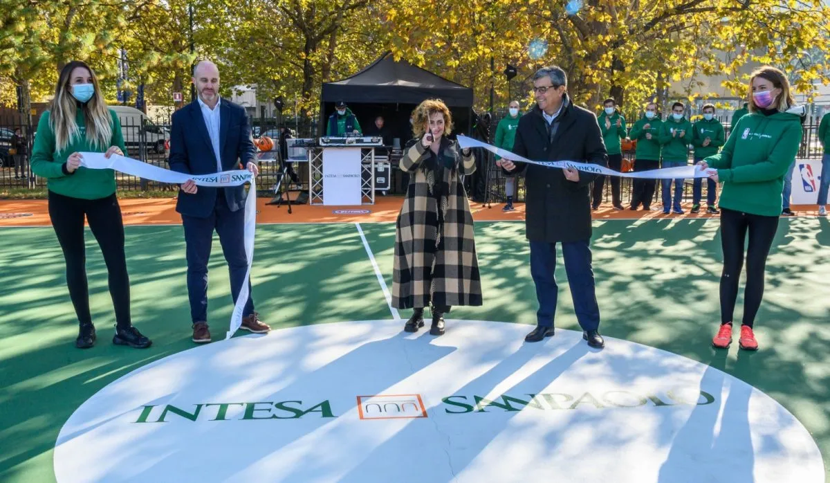 Inaugurato il Campo da Basket di Piazza D’Armi, rinnovato da Intesa Sanpaolo