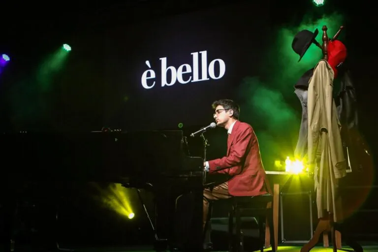 Valerio Lundini per la prima volta al Teatro Colosseo di Torino