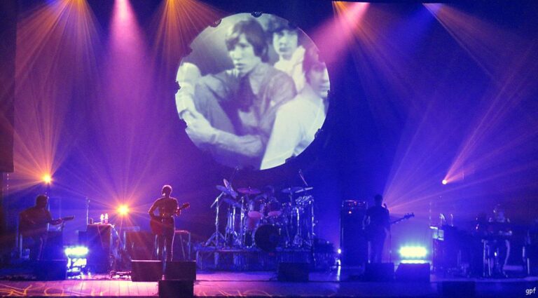 Pink Floyd: a Torino il tributo alla band con i Big One