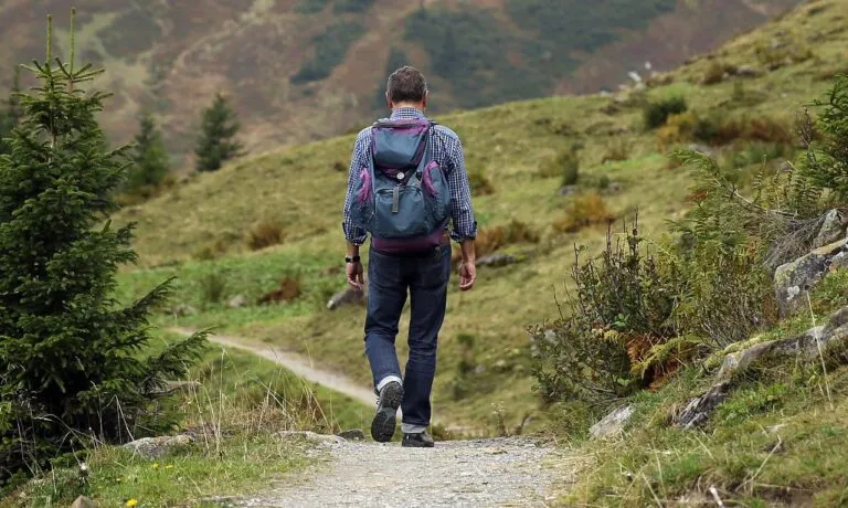 9 Tappe e 100 Km per fare incontrare città e montagna : Il cammino della Val Maira arriva a Torino