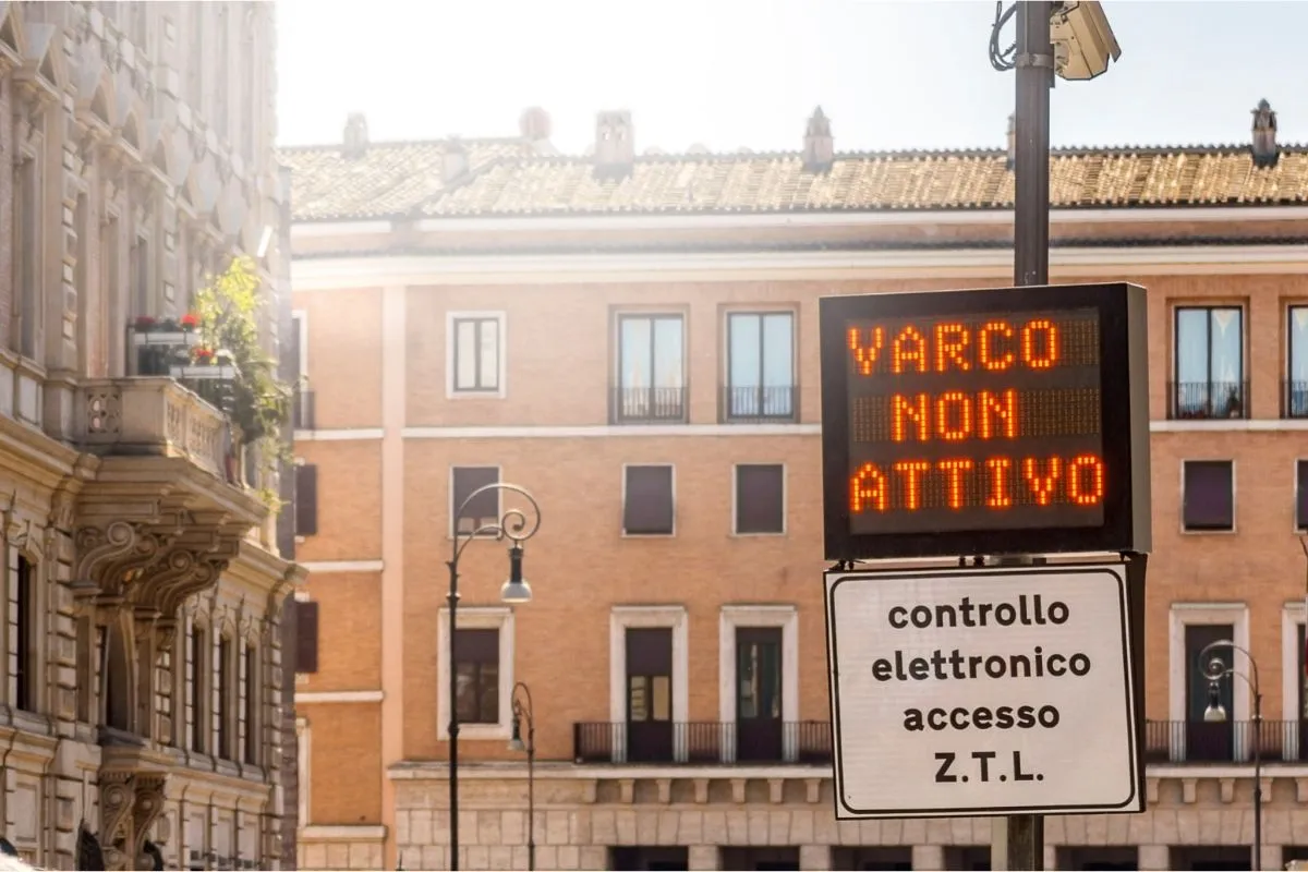 Il centro di Torino sospende la ZTL e i parcheggi a pagamento