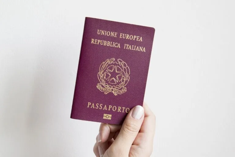 Rinnovo passaporto 2022: apertura straordinaria l’8 agosto a Torino