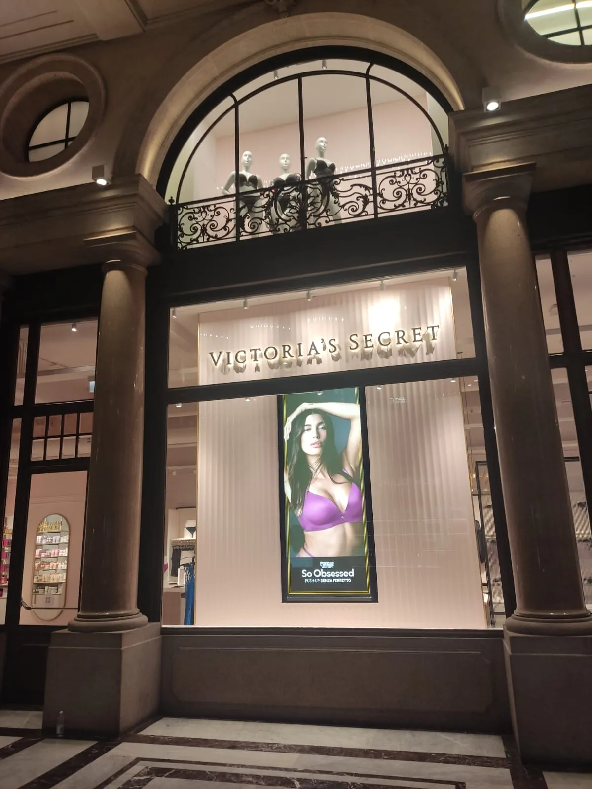 Victoria’s Secret assume: tutte le info