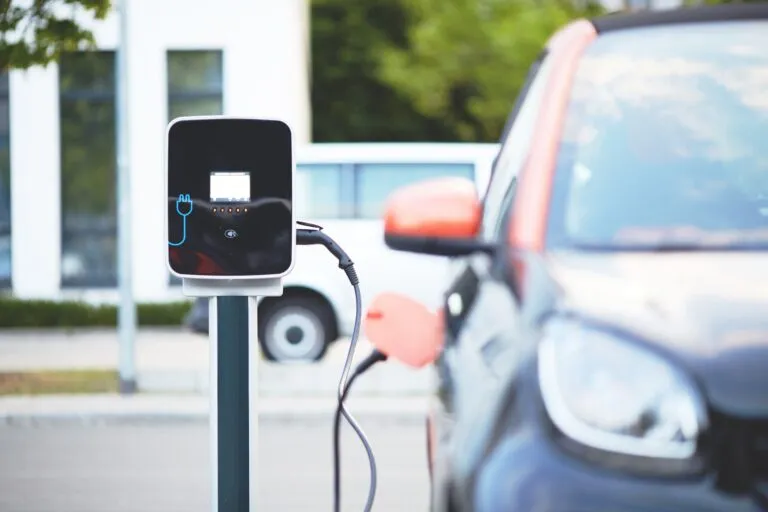 Bonus 80% per l’acquisto di colonnine di ricarica per auto elettriche: come ottenerlo