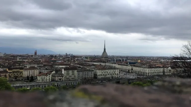 Torino perde altri 5mila abitanti: tutti i dati sulla popolazione