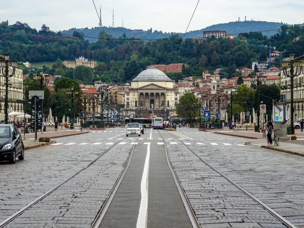 Grugliasco: al via i lavori di asfaltatura delle strade