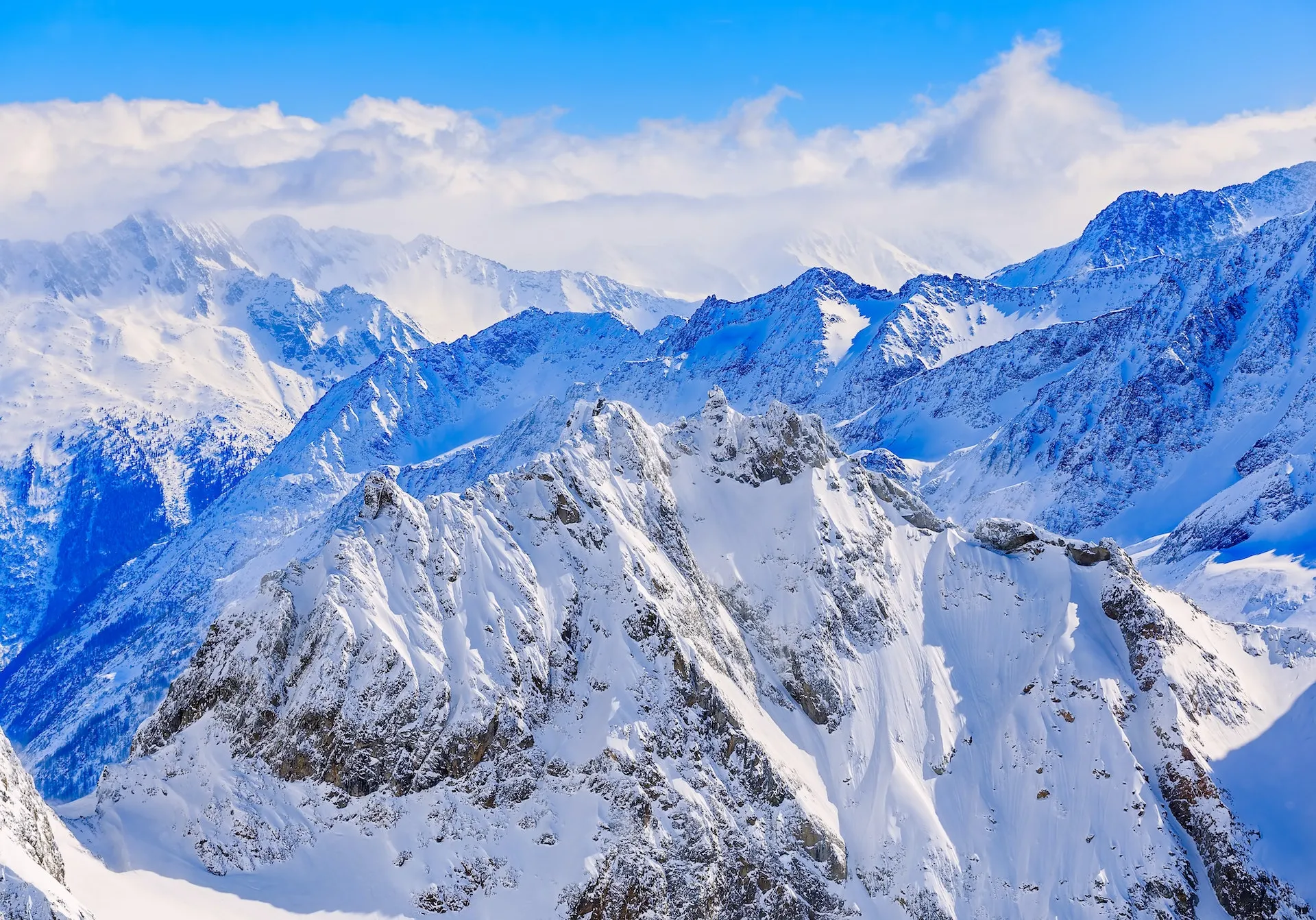 Migrante salvato sulle montagne di Bardonecchia, tentava traversata delle Alpi