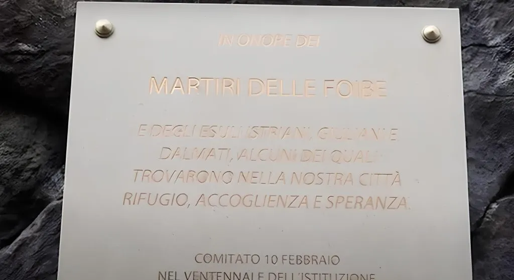 Cuorgnè inaugura la targa in memoria ai Martiri delle Foibe