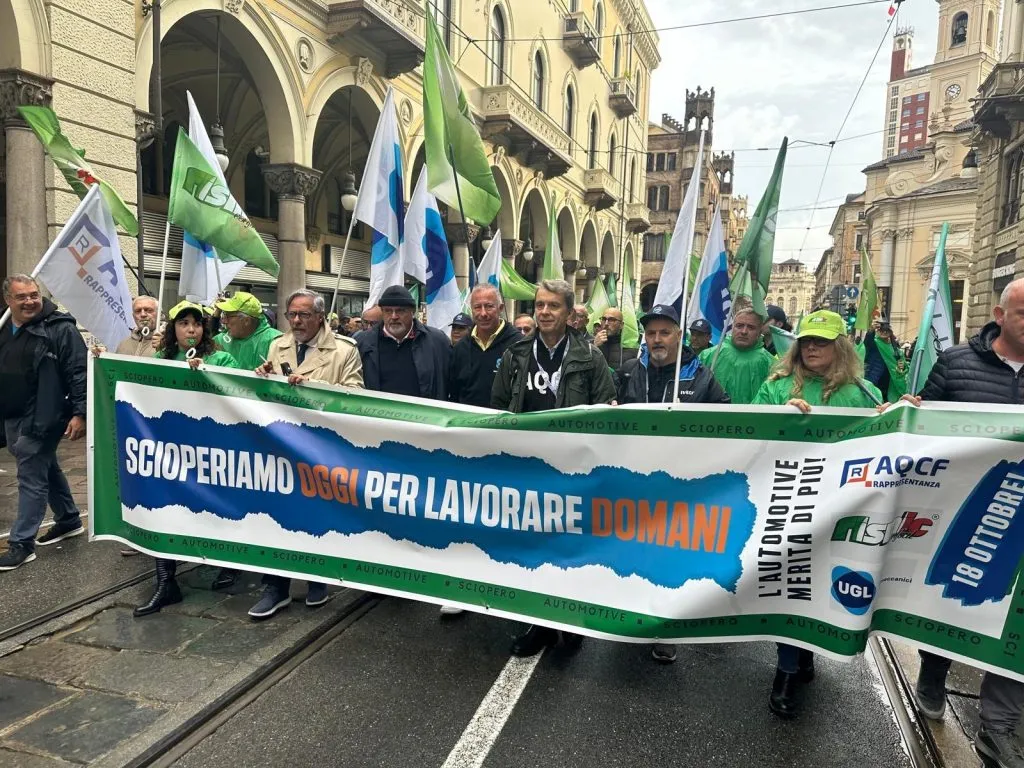 Stellantis: oggi sciopero generale, in piazza anche UGL