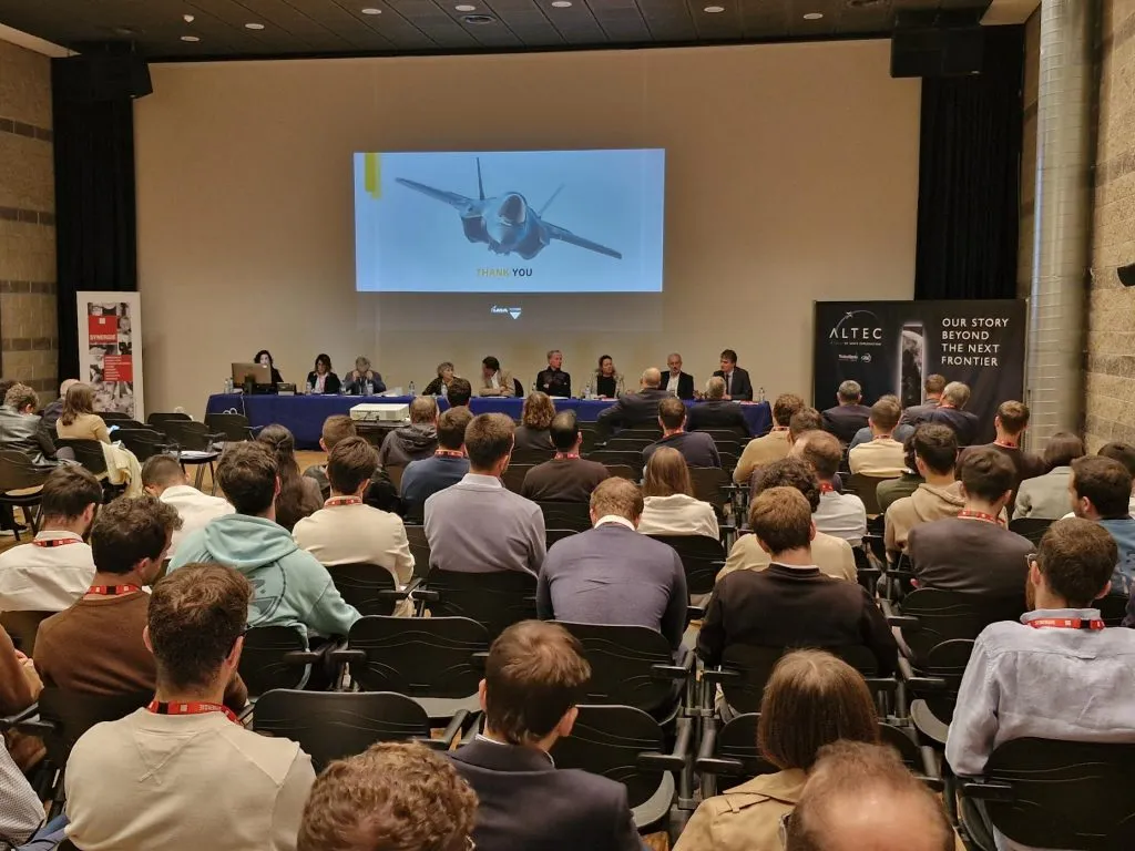 Crescono le opportunità per i giovani nel settore aerospaziale