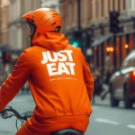 Just Eat licenzia 50 dipendenti spostando le attività in paesi con costo del lavoro più basso