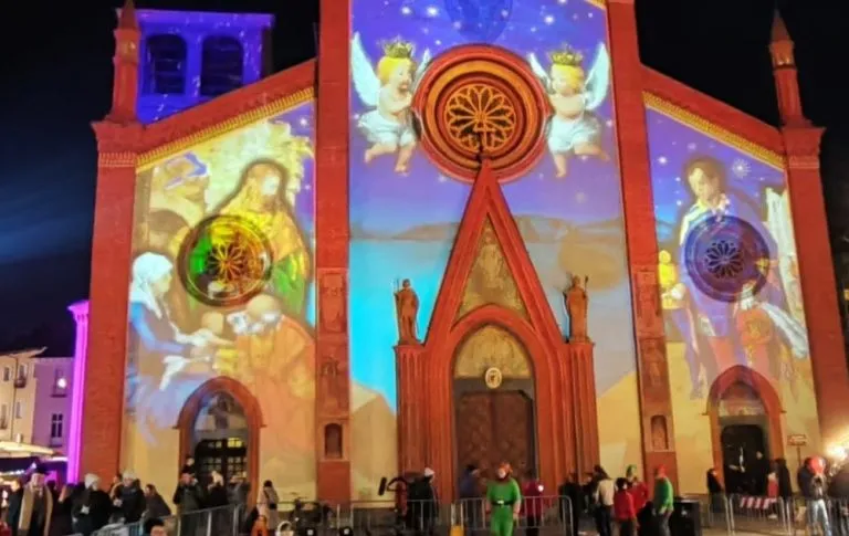 Natale a Pinerolo, il programma degli eventi per le feste: luci, musica e tradizioni