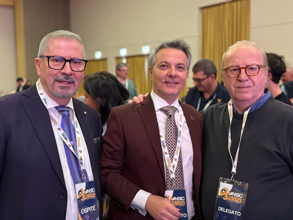 Benedetto Di Iacovo, Presidente Assemblea Nazionale UNSIC, Domenico Mamone, Presidente Nazionale UNSIC e Giovanni Firera, Presidente Regionale UNSIC Piemonte